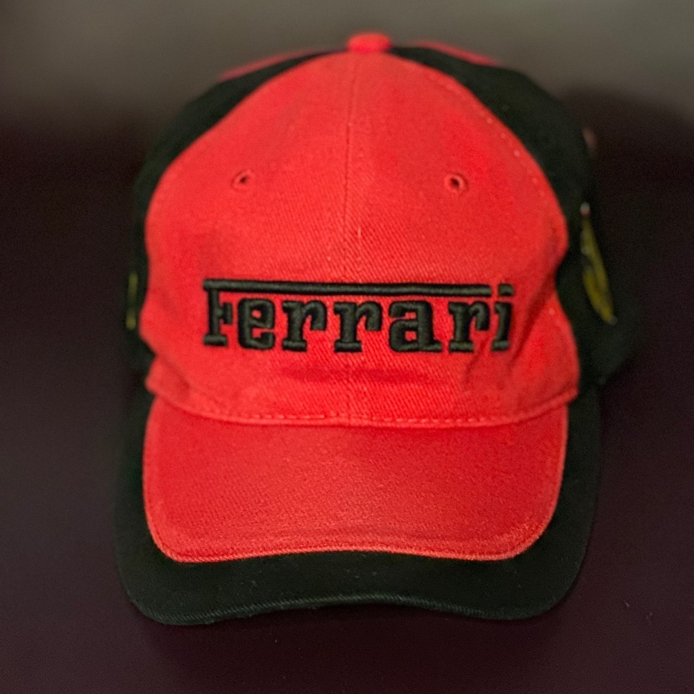 Vintage 2002 Officially Licensed Ferrari Hat Adjustable Strap Red And Black Cap